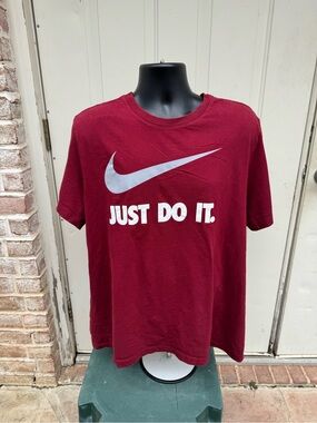 Nike,Just Do It, Maroon Swoosh Graphic Tee, Size XL